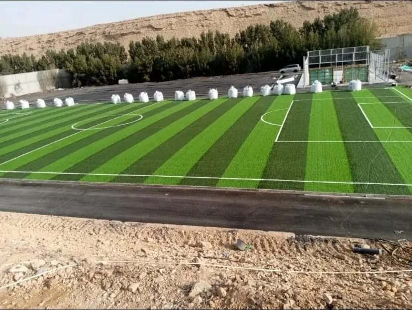 ملعب كرة قدم بعشب صناعي من تنفيذ جرين جروث
